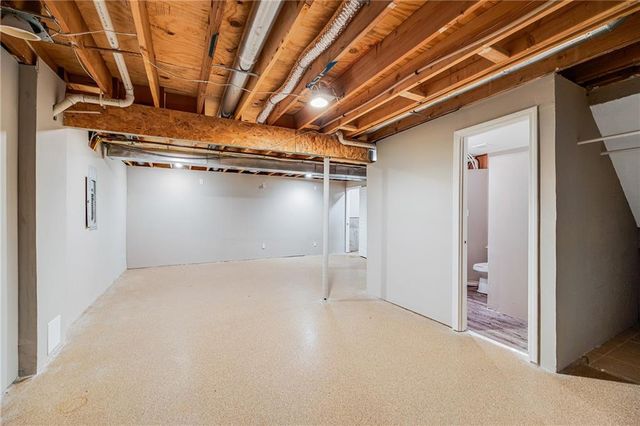 1601 NW Nicholas Drive, Grain Valley, MO 64029