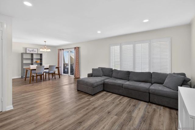25861 via pera, Mission Viejo, CA 92691