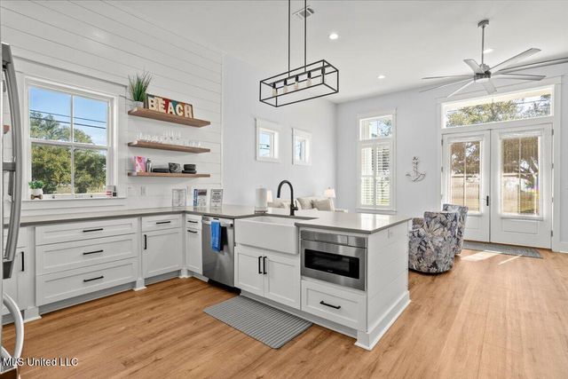 4604 Finley Street, Gulfport, MS 39501