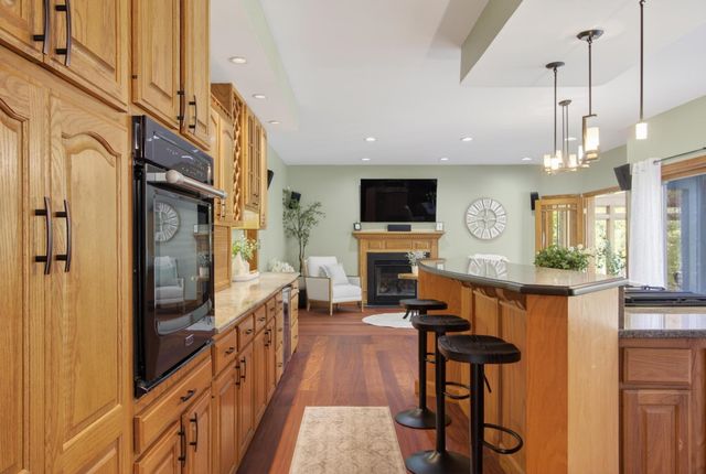 55 Lazarus Way, Salem, NH 03079