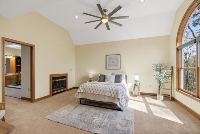 55 Lazarus Way, Salem, NH 03079