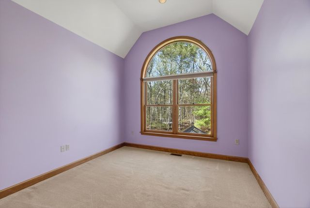 55 Lazarus Way, Salem, NH 03079