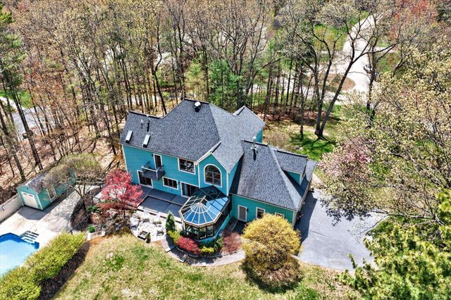 55 Lazarus Way, Salem, NH 03079