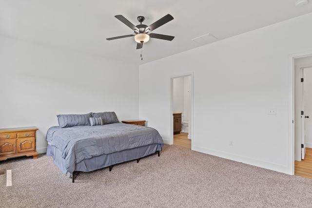 608 N Baywood Drive, Nixa, MO 65714