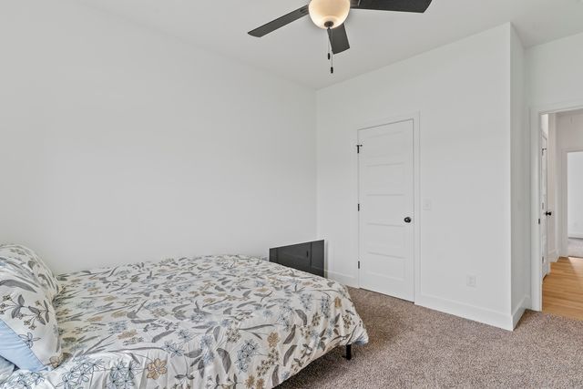 608 N Baywood Drive, Nixa, MO 65714