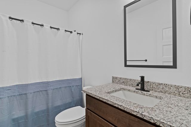 608 N Baywood Drive, Nixa, MO 65714