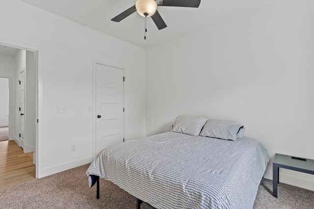 608 N Baywood Drive, Nixa, MO 65714