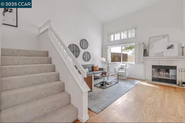 5258 Pebble Glen Dr, Concord, CA 94521
