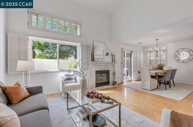 5258 Pebble Glen Dr, Concord, CA 94521