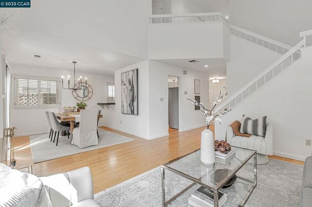 5258 Pebble Glen Dr, Concord, CA 94521