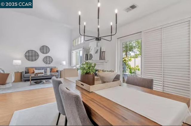 5258 Pebble Glen Dr, Concord, CA 94521
