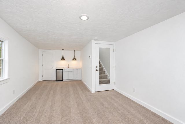 6 Wilson Ave, Spencer, MA 01562