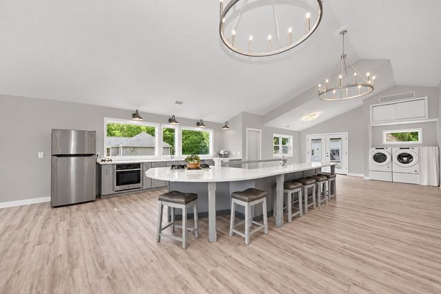 6 Wilson Ave, Spencer, MA 01562