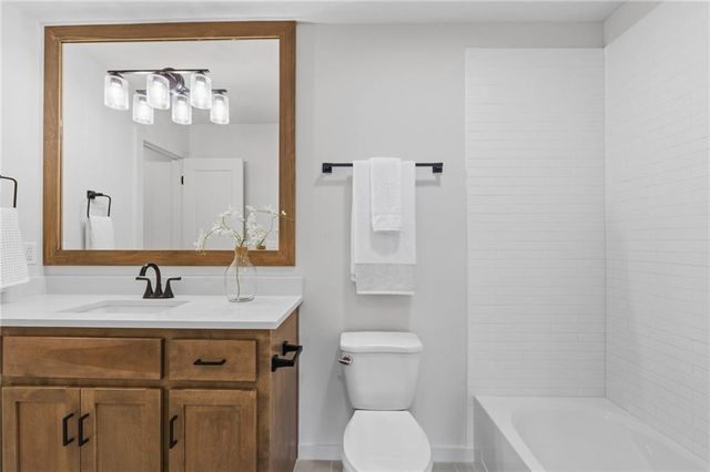 5501 Reeds Road, Mission, KS 66202