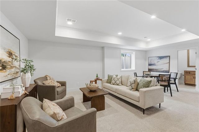 5501 Reeds Road, Mission, KS 66202