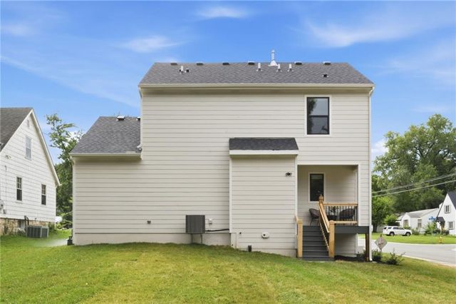 5501 Reeds Road, Mission, KS 66202