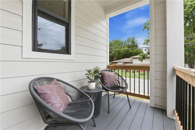 5501 Reeds Road, Mission, KS 66202