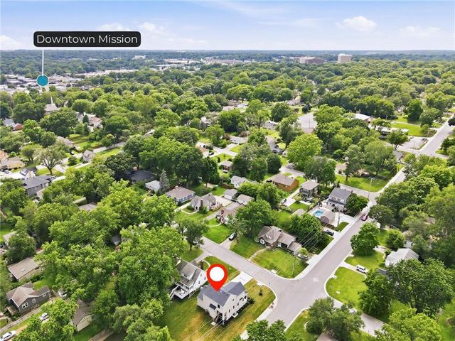 5501 Reeds Road, Mission, KS 66202