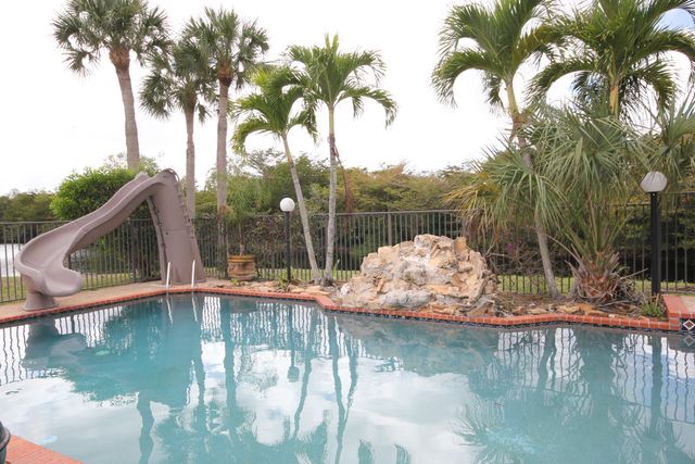 21597 Reflection Lane, Boca Raton, FL 33428
