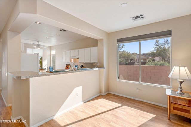 9461 N Twinkling Shadows Way, Tucson, AZ 85743