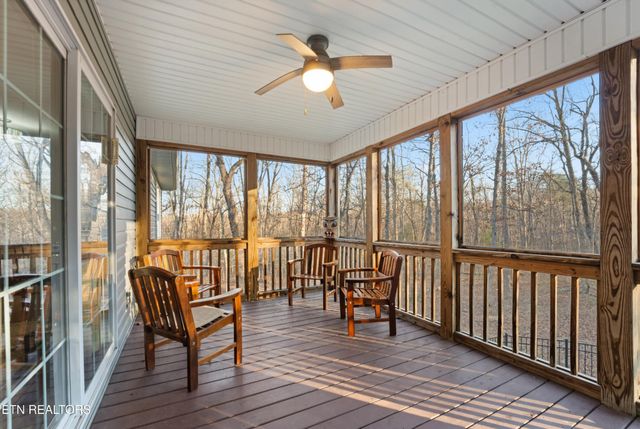 102 Torrey Pines Lane, Crossville, TN 38558