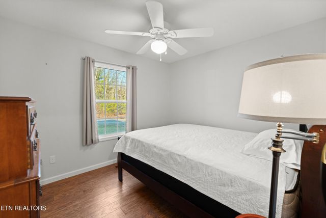 102 Torrey Pines Lane, Crossville, TN 38558