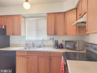 312 MEADOW WOODS LN #312, Lawrence, NJ 08648