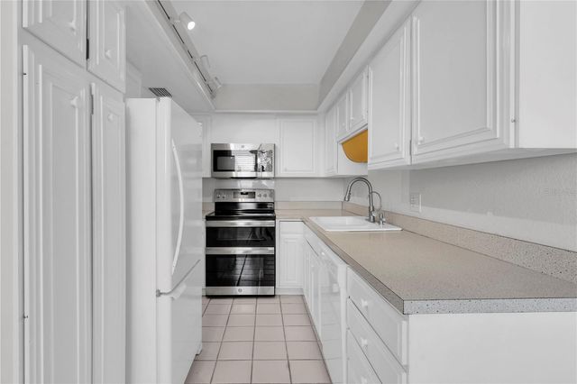 9495 BLIND PASS ROAD 304, St Pete Beach, FL 33706