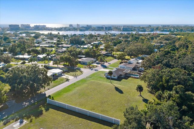 SOUTHWOOD STREET, Sarasota, FL 34231