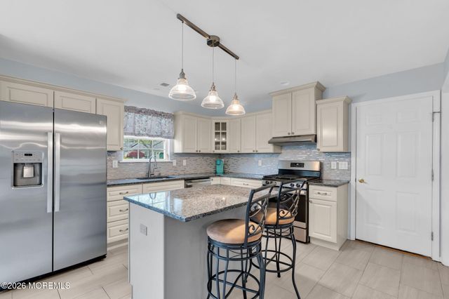 2760 Rockport Lane, Toms River, NJ 08755