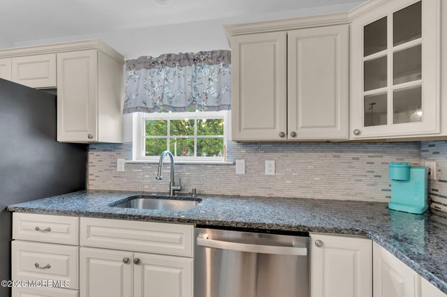 2760 Rockport Lane, Toms River, NJ 08755