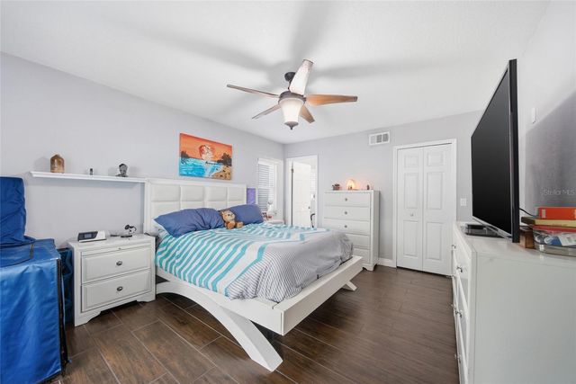 1621 SPINNING WHEEL DRIVE, Lutz, FL 33559