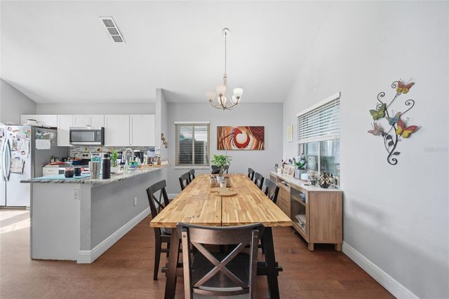 1621 SPINNING WHEEL DRIVE, Lutz, FL 33559
