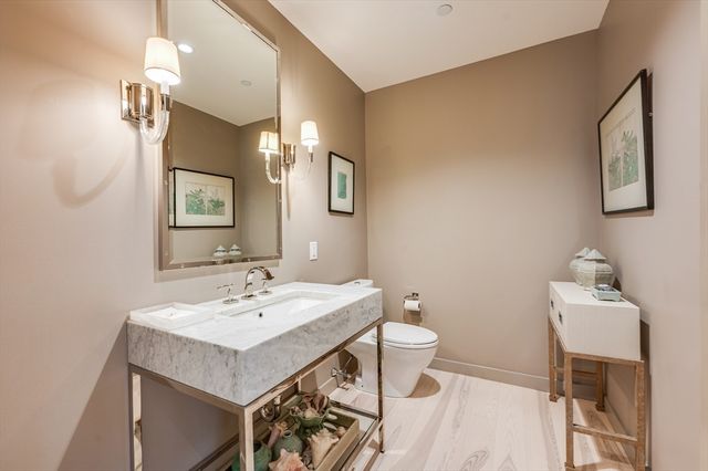 32 Traveler Street 701, Boston, MA 02118