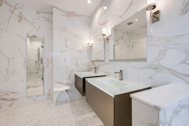 32 Traveler Street 701, Boston, MA 02118