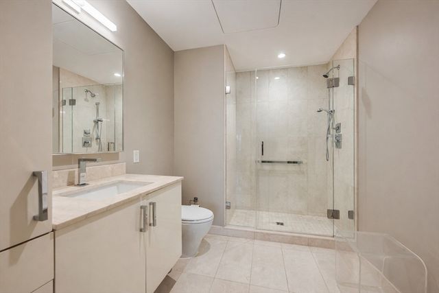 32 Traveler Street 701, Boston, MA 02118