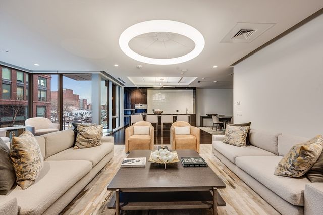 32 Traveler Street 701, Boston, MA 02118