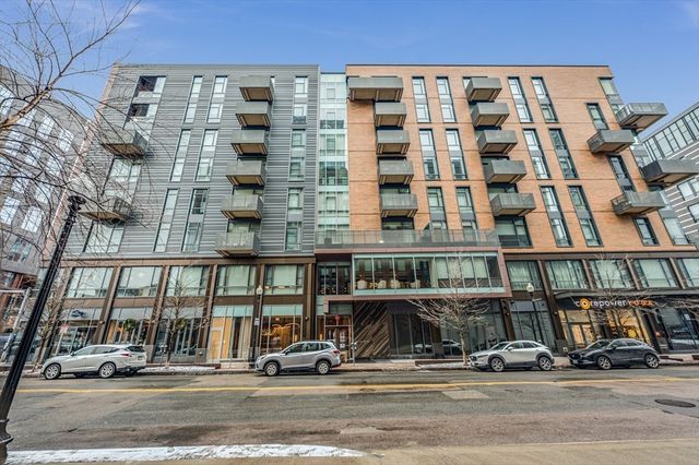 32 Traveler Street 701, Boston, MA 02118