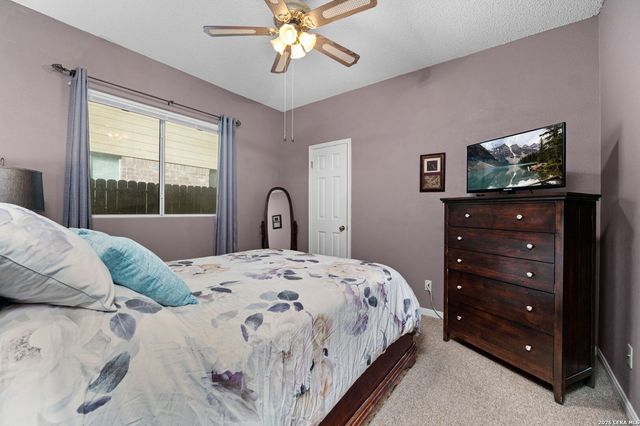 6246 John Chapman, San Antonio, TX 78240