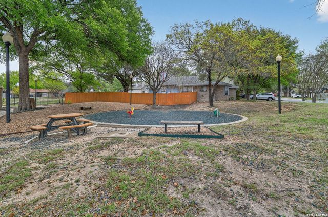6246 John Chapman, San Antonio, TX 78240