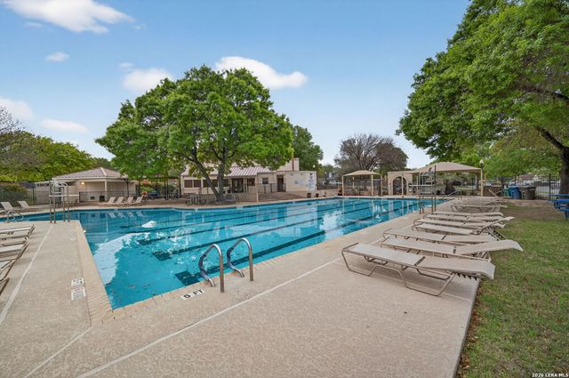 6246 John Chapman, San Antonio, TX 78240