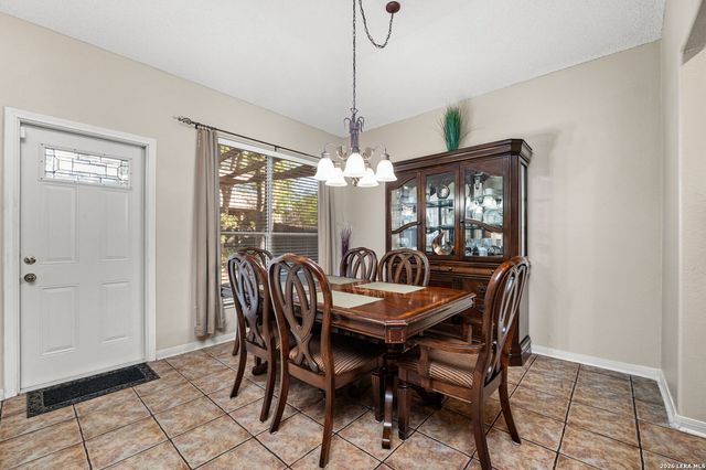 6246 John Chapman, San Antonio, TX 78240