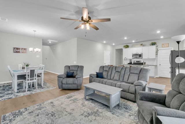 1125 Spotflower Street, Summerville, SC 29485