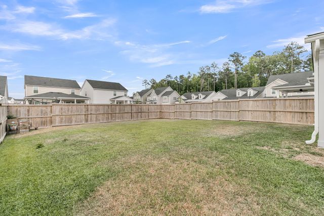 1125 Spotflower Street, Summerville, SC 29485