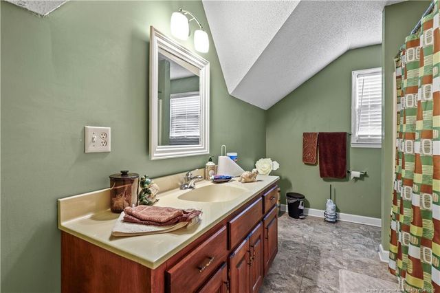 4225 Manchester Lane, Lumberton, NC 28360