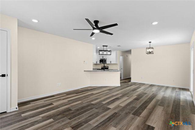 5224 Rose Garden Loop, Killeen, TX 76542