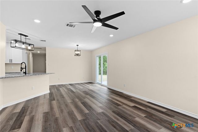 5224 Rose Garden Loop, Killeen, TX 76542