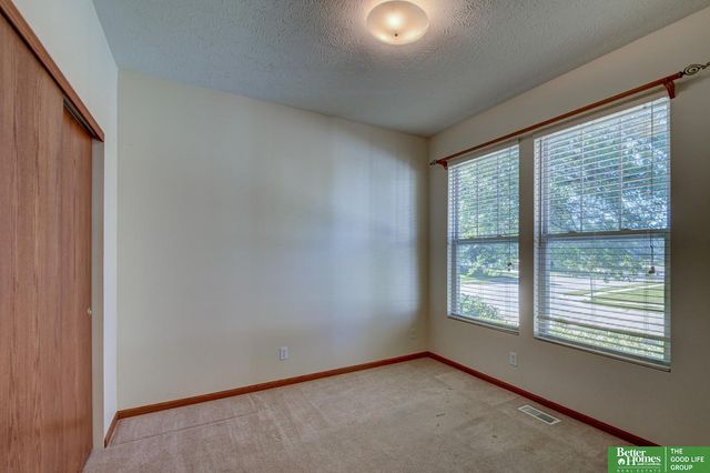 19810 Sycamore Drive, Gretna, NE 68028