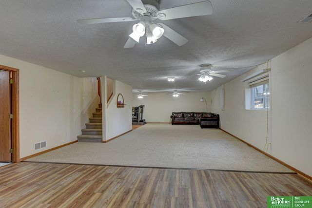 19810 Sycamore Drive, Gretna, NE 68028