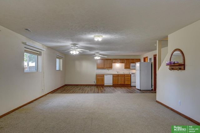 19810 Sycamore Drive, Gretna, NE 68028